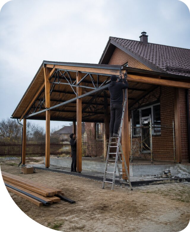Пристройка навеса к дому и участку в Устях-Илимске под ключ